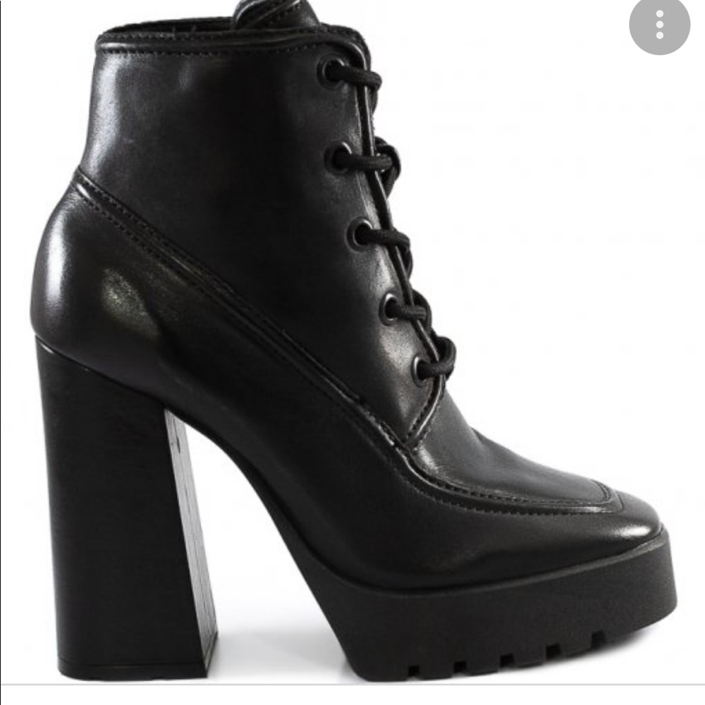 Schutz 10 Elektra heel boots